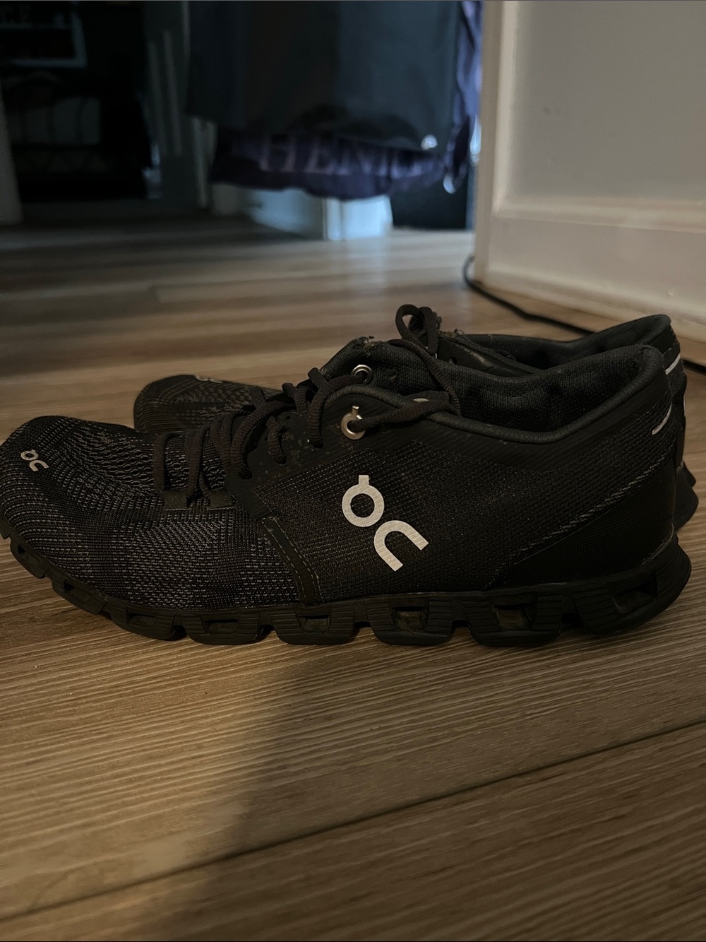 On Running Black women's Athletic Cloud-Style Running Shoes